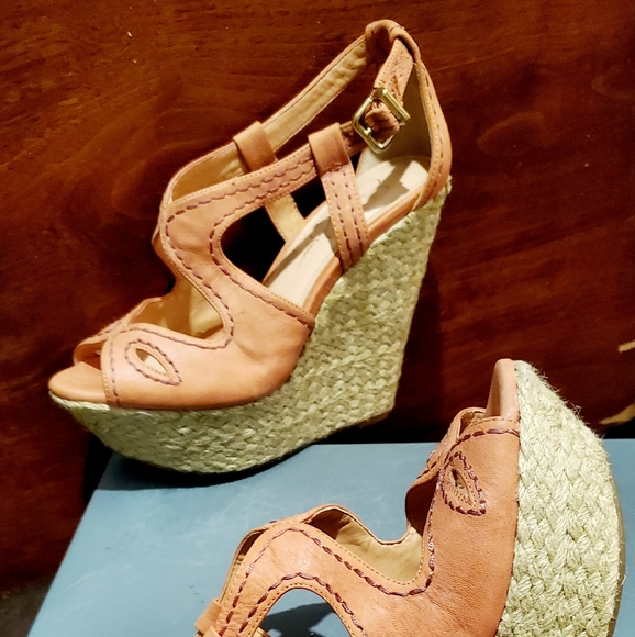 Jessica Simpson Stevania Peach Wedges - Picture 4 of 8